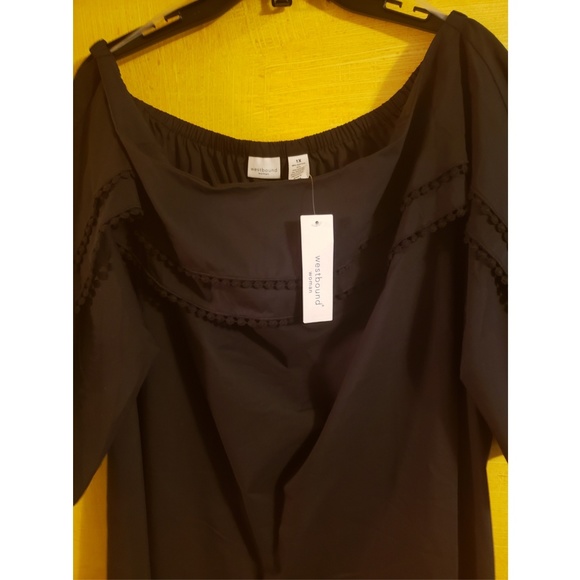 WESTBOUND OFF SHOULDER RUFFLED TOP 🆕 - Picture 4 of 7